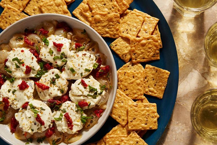 Baked Onion-Goat Cheese-Sun-Dried Tomato Dip