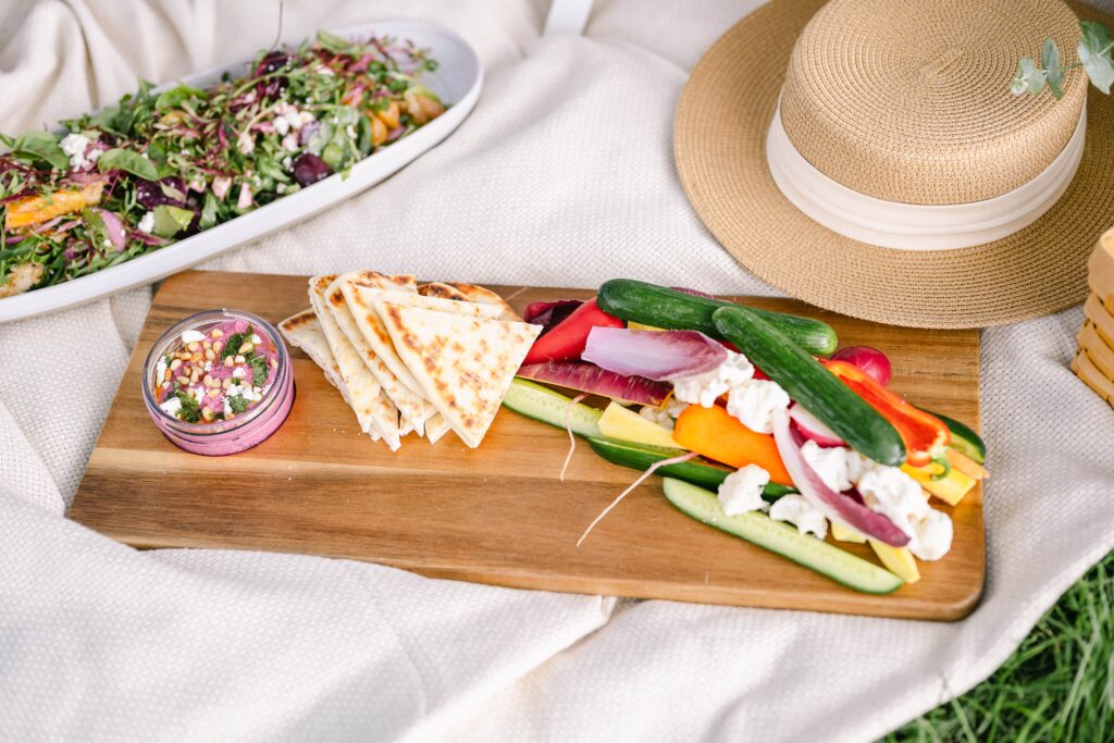 easy summer recipes blog post featured image showing a picnic with aunt nellie's recipes